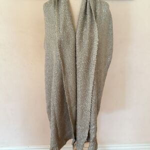 Banana Republic Gray Scarf/Wrap